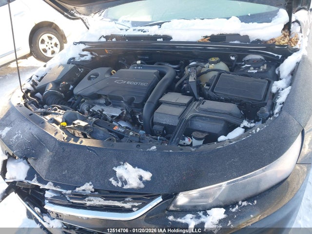 1G1ZD5STXJF110450 Chevrolet MALIBU LT