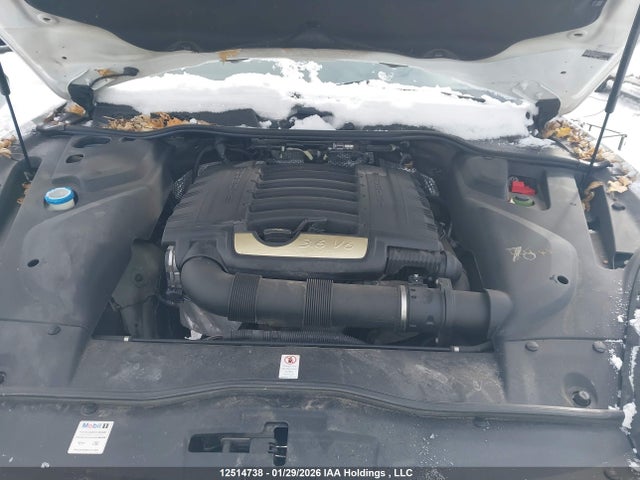 Porsche Cayenne Platinum Edition 2018 WP1AA2A23JKA01791 Image 10