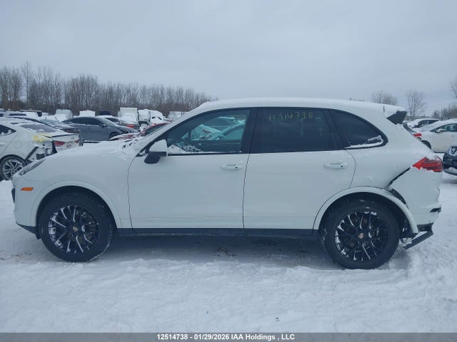 Porsche Cayenne Platinum Edition 2018 WP1AA2A23JKA01791 Image 14