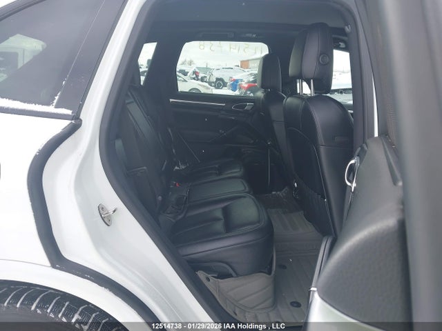 Porsche Cayenne Platinum Edition 2018 WP1AA2A23JKA01791 Image 8