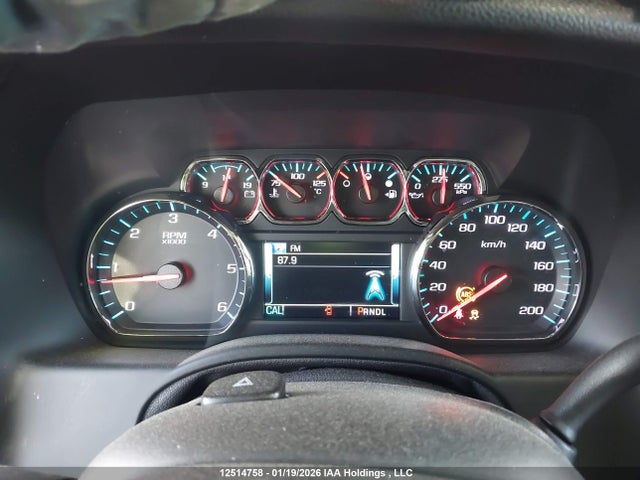 1GNSKHKC2KR101653 Chevrolet Suburban Lt