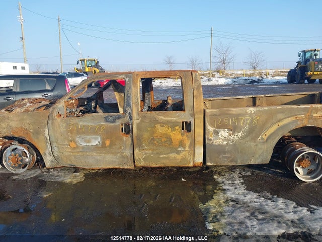 12514778 :رقم المزاد ، 1FTWW32F13EA18686 vin ، 2003 Ford F350 مزاد بيع