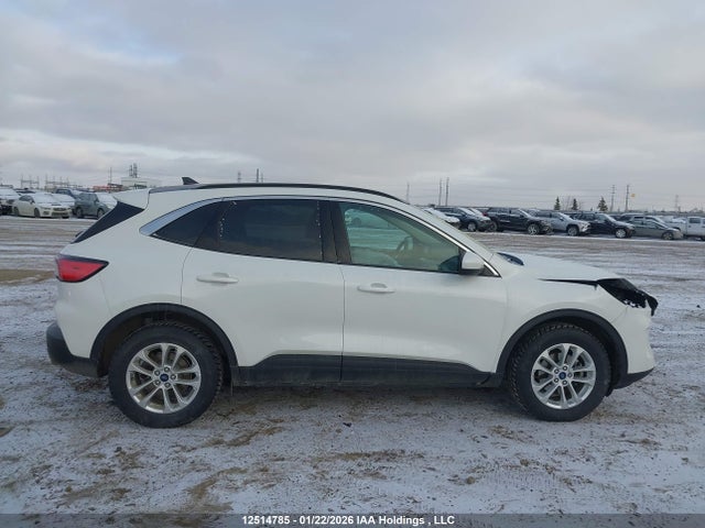 1FMCU9G61LUB35352 Ford ESCAPE SE