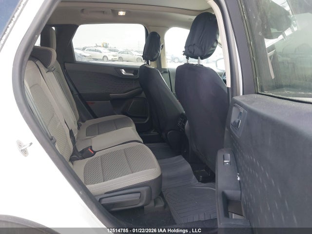 1FMCU9G61LUB35352 Ford ESCAPE SE