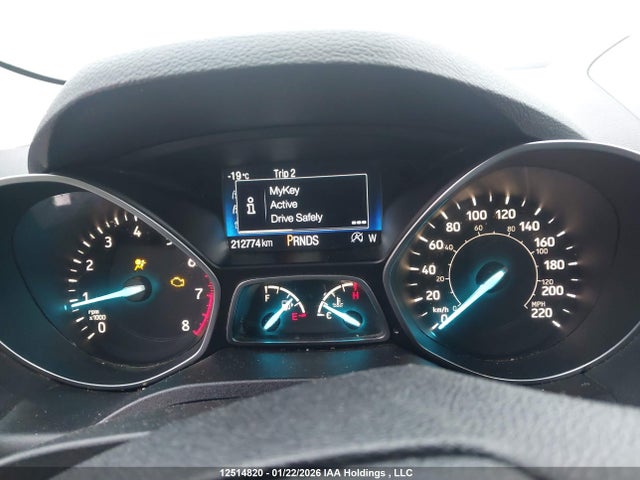 1FMCU0GD6HUA55143 Ford ESCAPE SE