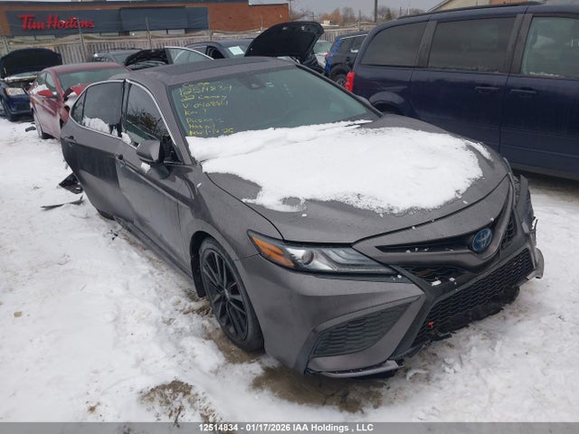 Продажа на аукционе авто 2022 Toyota Camry Hybrid Xse, vin: 4T1K31AK7NU040884, номер лота: 12514834