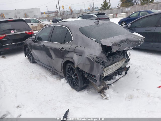 Продажа на аукционе авто 2022 Toyota Camry Hybrid Xse, vin: 4T1K31AK7NU040884, номер лота: 12514834