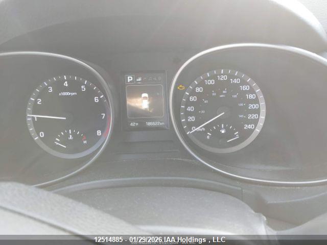 KM8SNDHF9HU193503 Hyundai Santa Fe Se/limited