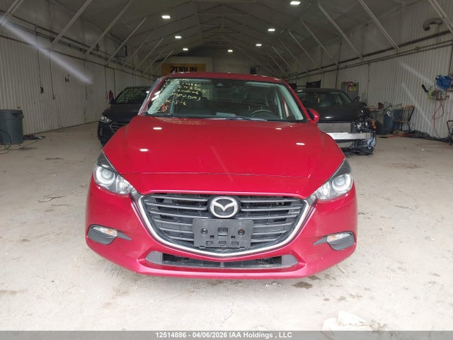3MZBN1V79JM243565 Mazda 3 Gs