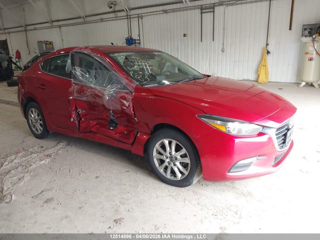 3MZBN1V79JM243565 Mazda 3 Gs