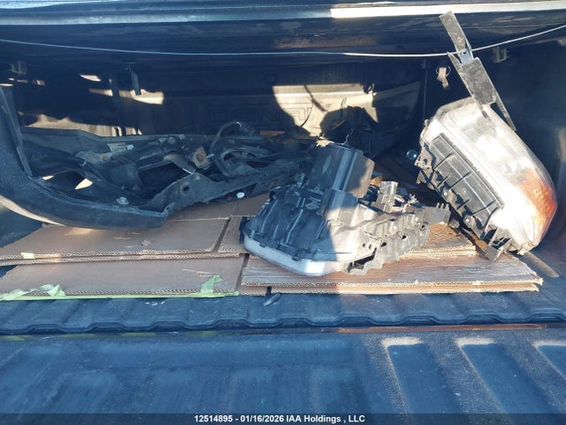 1GT12UE81GF295590 GMC Sierra K2500 Denali