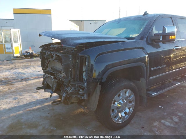 1GT12UE81GF295590 GMC Sierra K2500 Denali