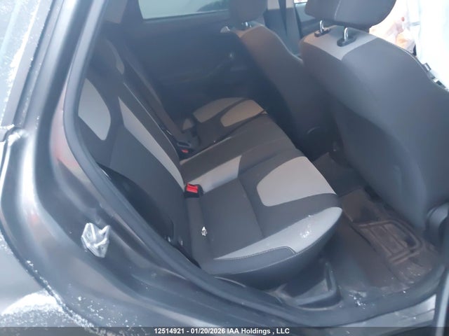 1FADP3F29EL101010 Ford FOCUS SE
