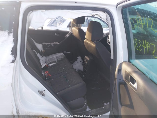 WVGJV7AX6GW594381 Volkswagen Tiguan Comfortline/highline/special Edition