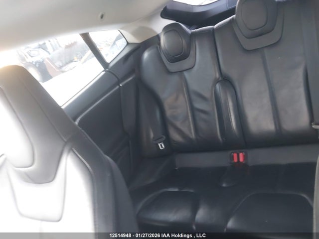12514948 :رقم المزاد ، 5YJSA1H10EFP35563 vin ، 2014 Tesla Model S مزاد بيع