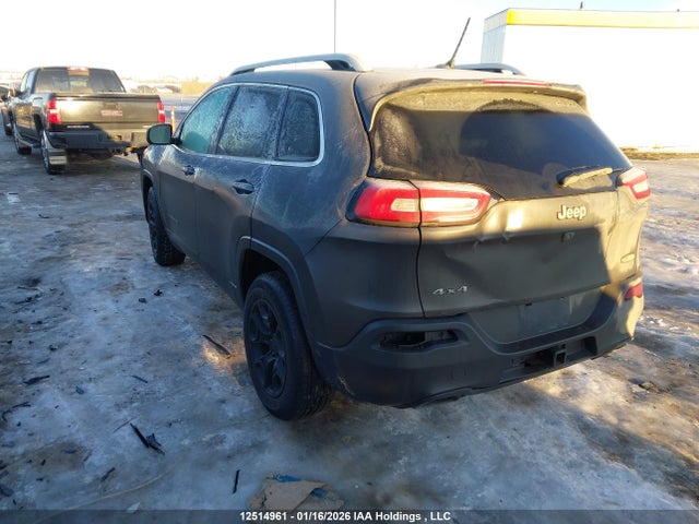 1C4PJMCS6FW513727 Jeep Cherokee North