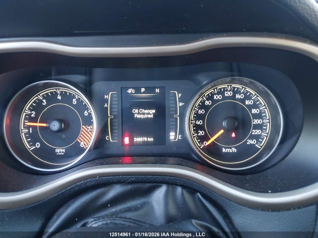 1C4PJMCS6FW513727 Jeep Cherokee North