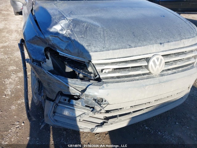 Продажа на аукционе авто 2021 Volkswagen Tiguan Sel Premium R-line, vin: 3VV4B7AX8MM130760, номер лота: 12514976