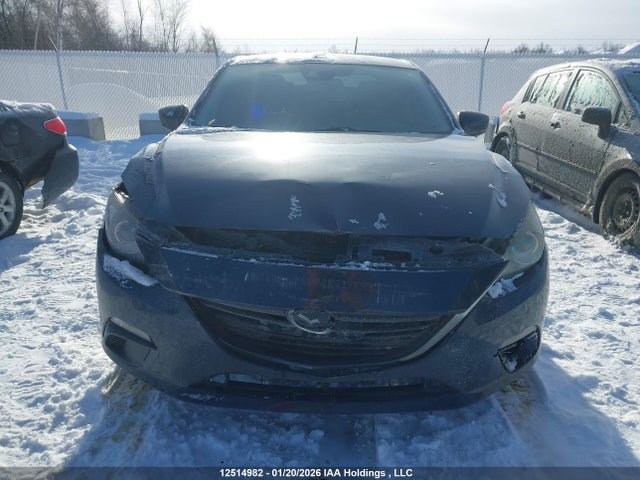 3MZBN1V76JM221653 Mazda Mazda3 50th Anniversary Edition/gs/se
