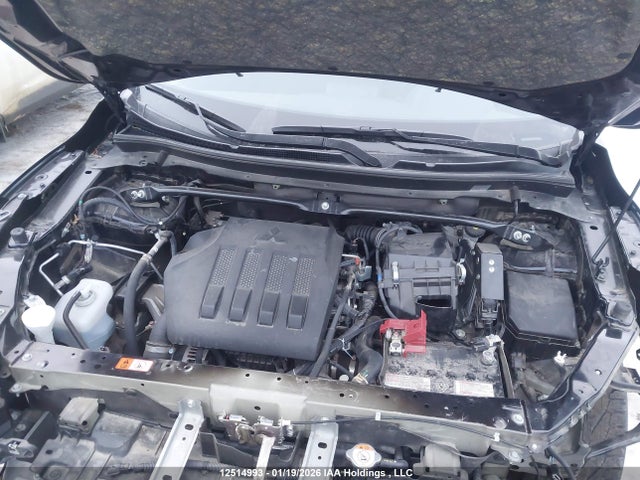 JA4ATUAA7RZ625279 Mitsubishi Eclipse Cross Es
