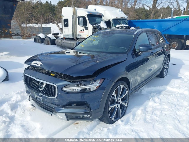 YV4A22NL2K1072597 Volvo V90 Cross Country T6 Inscription