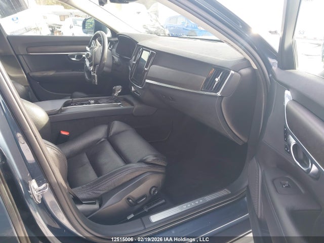 YV4A22NL2K1072597 Volvo V90 Cross Country T6 Inscription
