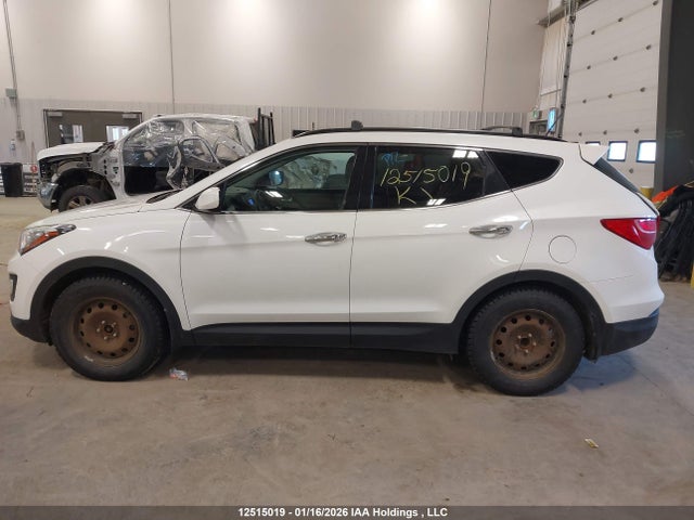 5XYZT3LB3GG331169 Hyundai Santa Fe Sport 2.4 Base