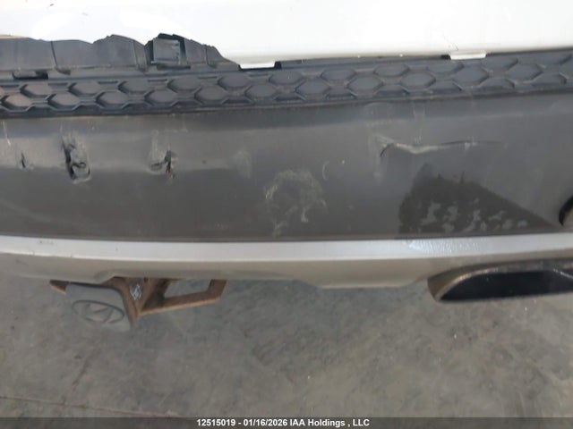 5XYZT3LB3GG331169 Hyundai Santa Fe Sport 2.4 Base