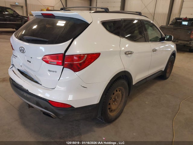5XYZT3LB3GG331169 Hyundai Santa Fe Sport 2.4 Base