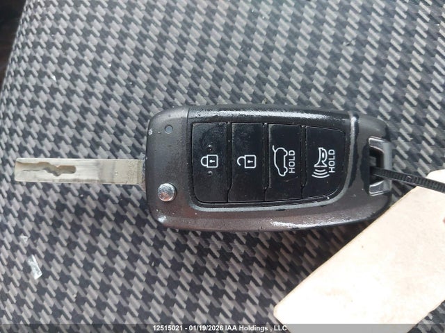 KM8K1CAA4LU404460 Hyundai Kona Essential Awd