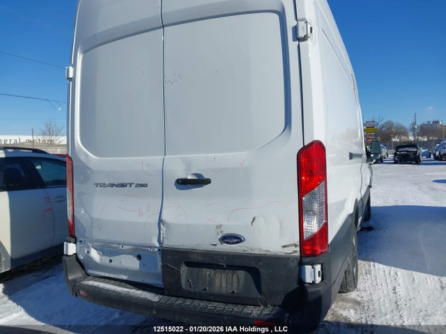 1FTBR3X83NKA74763 Ford Transit T-250