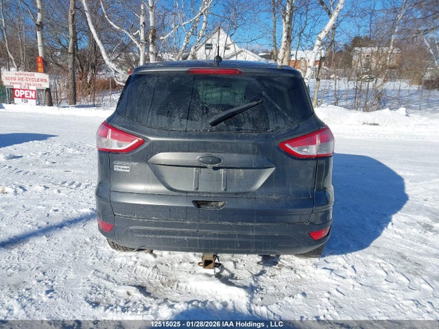 1FMCU0F71FUA20678 Ford ESCAPE S