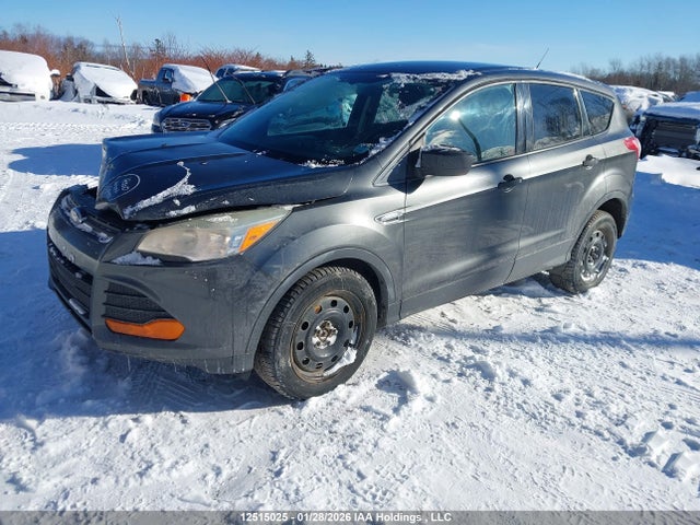 1FMCU0F71FUA20678 Ford ESCAPE S