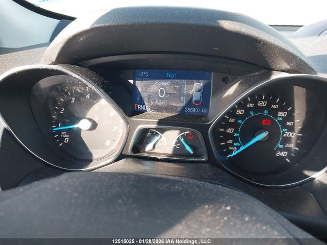 1FMCU0F71FUA20678 Ford ESCAPE S