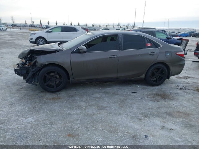 4T1BF1FKXFU928997 Toyota CAMRY LE
