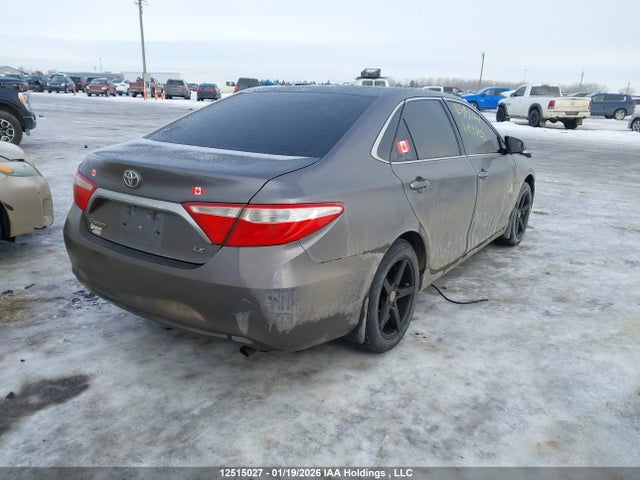 4T1BF1FKXFU928997 Toyota CAMRY LE