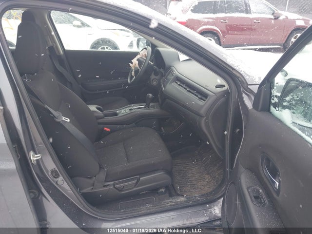 3CZRU6H34JM100799 Honda HR-V LX