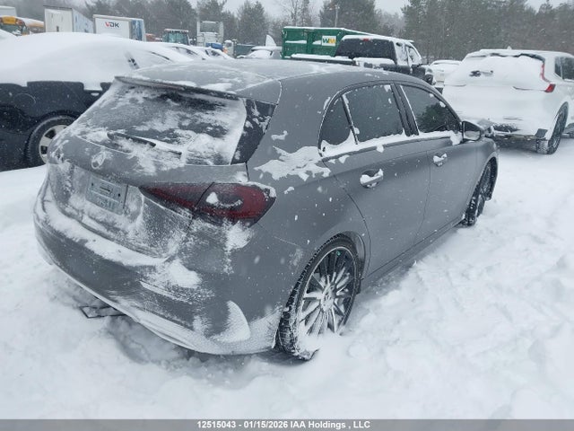 WDD3F4HB0LJ121852 Mercedes-Benz A 250 4matic