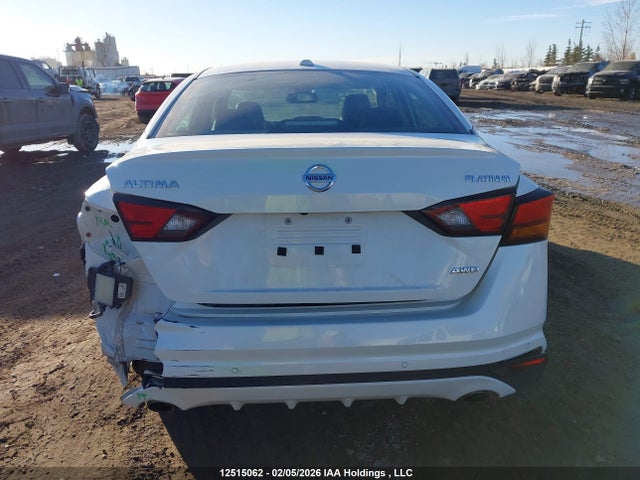 1N4BL4FW0NN353843 Nissan Altima 2.5 Platinum