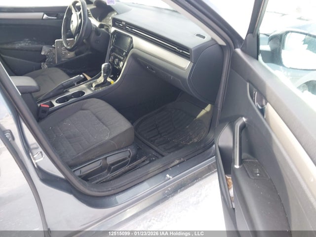 12515099 :رقم المزاد ، 1VWAA7A34LC004085 vin ، 2020 Volkswagen Passat Comfortline مزاد بيع