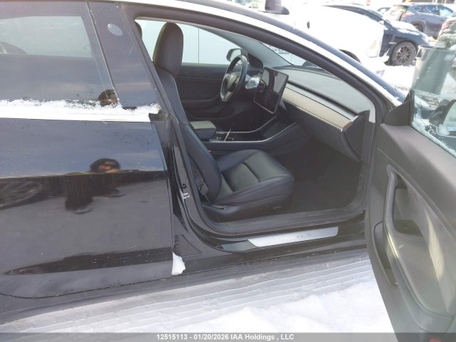 5YJ3E1EB2JF107276 Tesla MODEL 3