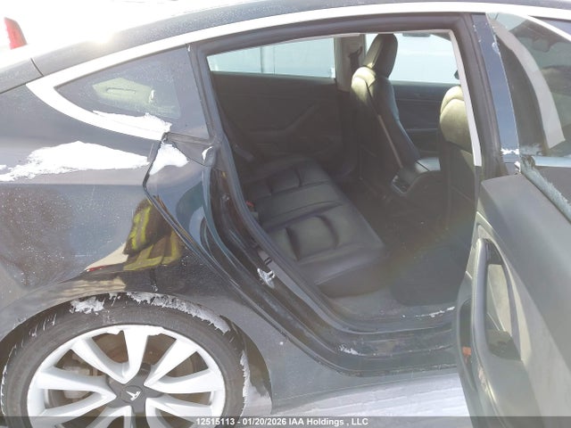 5YJ3E1EB2JF107276 Tesla MODEL 3