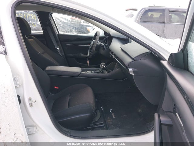 JM1BPACM5S1791017 Mazda 3 Preferred