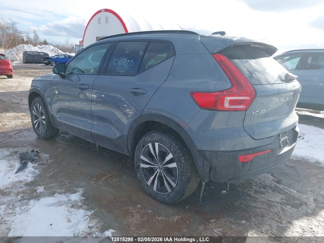 YV4L12UW2P2077520 Volvo Xc40 B5 Plus Dark Theme