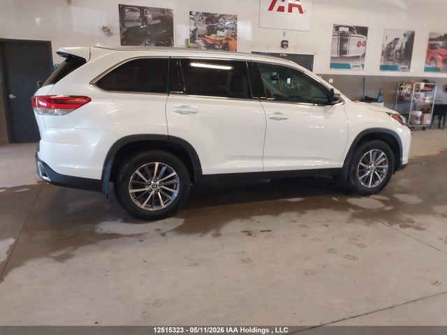 5TDJZRFH9KS579646 Toyota Highlander Xle