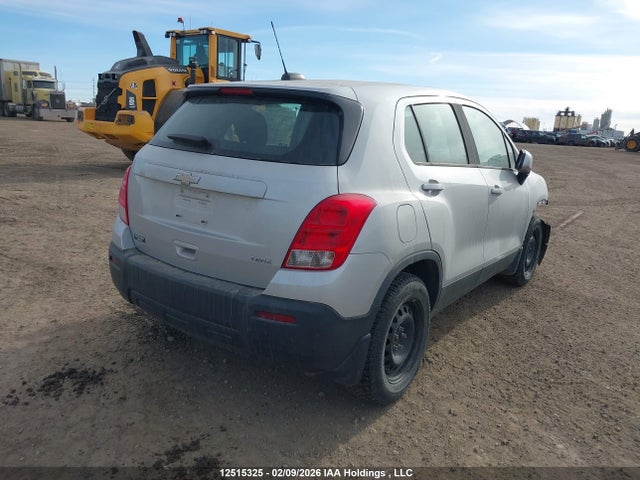 3GNCJKSB3FL194241 Chevrolet TRAX LS