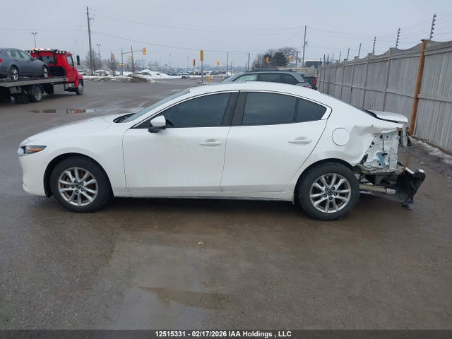3MZBPADMXKM103057 Mazda MAZDA3