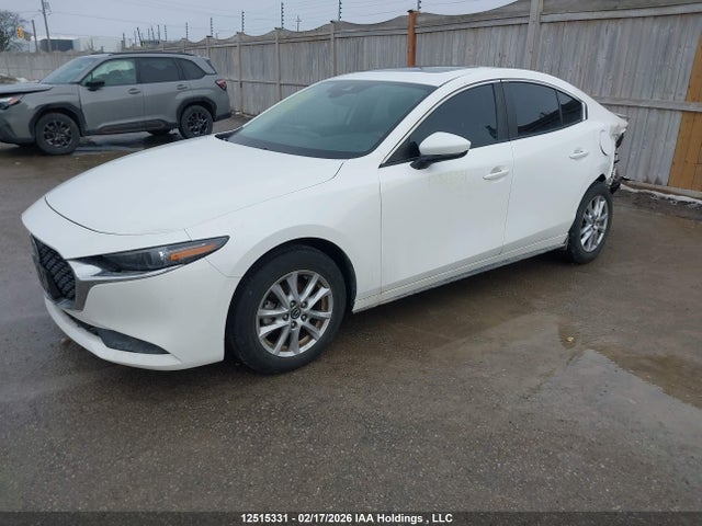 3MZBPADMXKM103057 Mazda MAZDA3