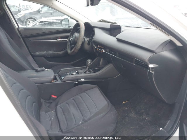3MZBPADMXKM103057 Mazda MAZDA3