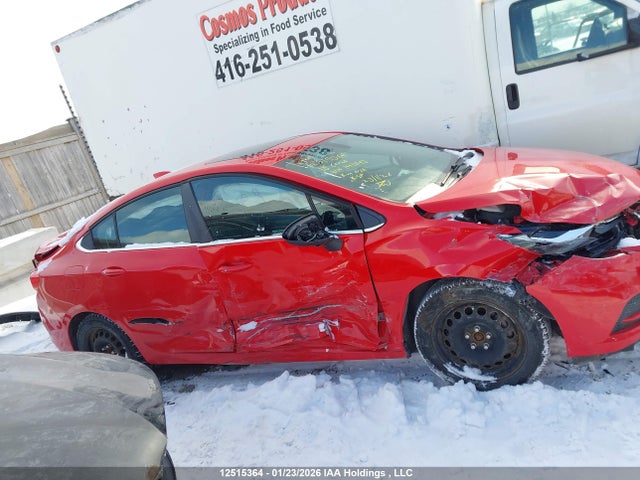 1G1BE5SM0J7141143 Chevrolet Cruze